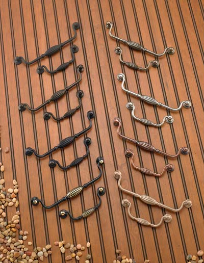 Tuscany 19<br>Top Knobs 
