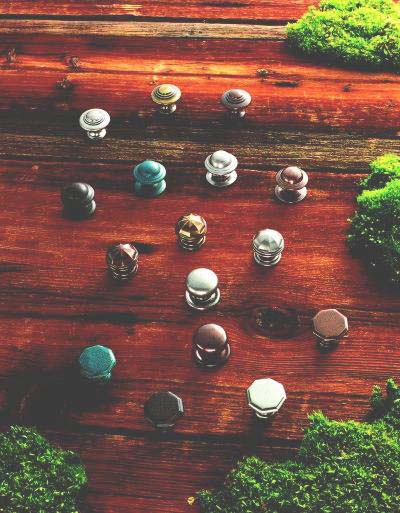 Knobs Knobs <br>Britannia 22 