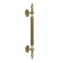 First Impressions Custom Door Pulls<br />CST1 RDDSBR RR -  Castle 1 - Door Pull - 1-3/16" Tubular Round Reeded Grip with Decorative Finials and Tapered Mounts with Rosettes in Brass