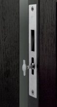 Halliday Baillie  - HB 697 - Privacy Strike with Edge Pull for Double Doors 