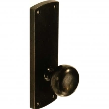 Ashley Norton - CL.20 Escutcheon - 7-1/2" x 2-1/2" Curved Privacy Pin Set with 900 Windsor Knob