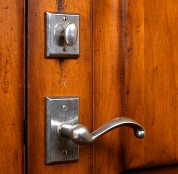 Rocky Mountain Hardware<br>KEYED ENTRY & PATIO 