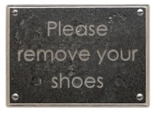 Rocky Mountain Hardware - PL200-CG - ROCKY MOUNTAIN REMOVE SHOES PLAQUE CENTURY GOTHIC FONT