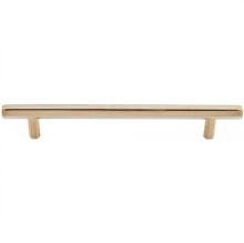 Vesta - V7202 - Insignia Pull 6-5/16" Vesta - V7202 - Insignia Pull 6-5/16"